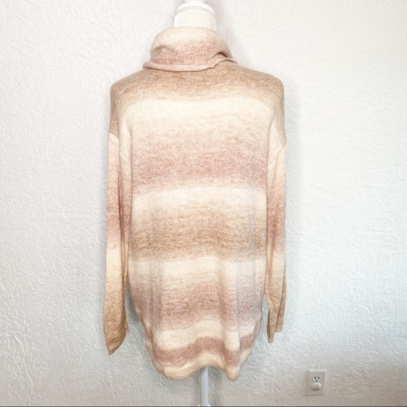 NWT NEW American Eagle Oversized Dreamspun Turtleneck Sweater Size XS - Picture 9 of 10